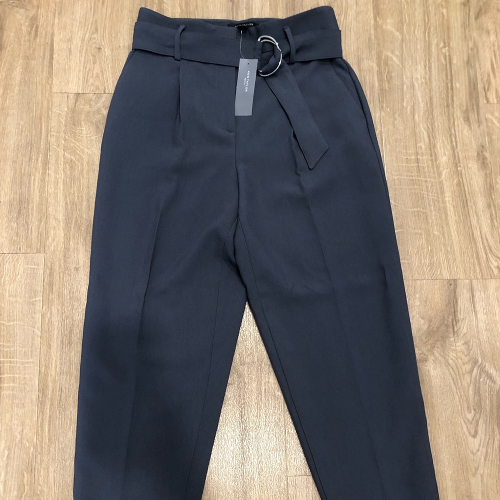 Ann Taylor cropped blue trouser NWT
